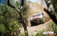 Stephane Peterhansel con el Peugeot 2008 DKR en la 12ª etapa del Rally Dakar 2015, disputada entre las localidades argentinas de Termas de Río Hondo y Rosario.