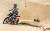 Oriol Mena, a los mandos de su Hero 450 Rally, durante el Rally Dakar 2019.